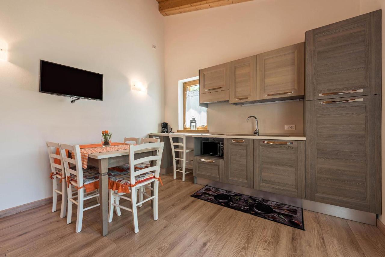 Nonno Bigi Tulipano Apartment Tremosine Luaran gambar