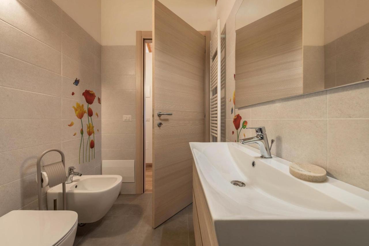 Nonno Bigi Tulipano Apartment Tremosine Luaran gambar